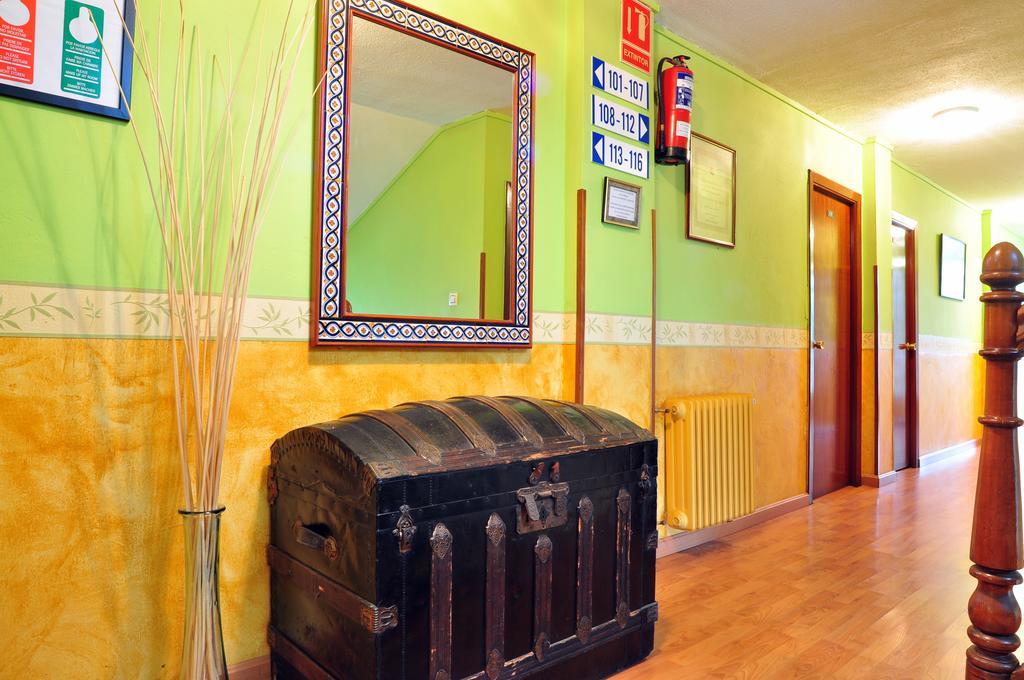 Hostal Europa San Roque del Acebal Luaran gambar
