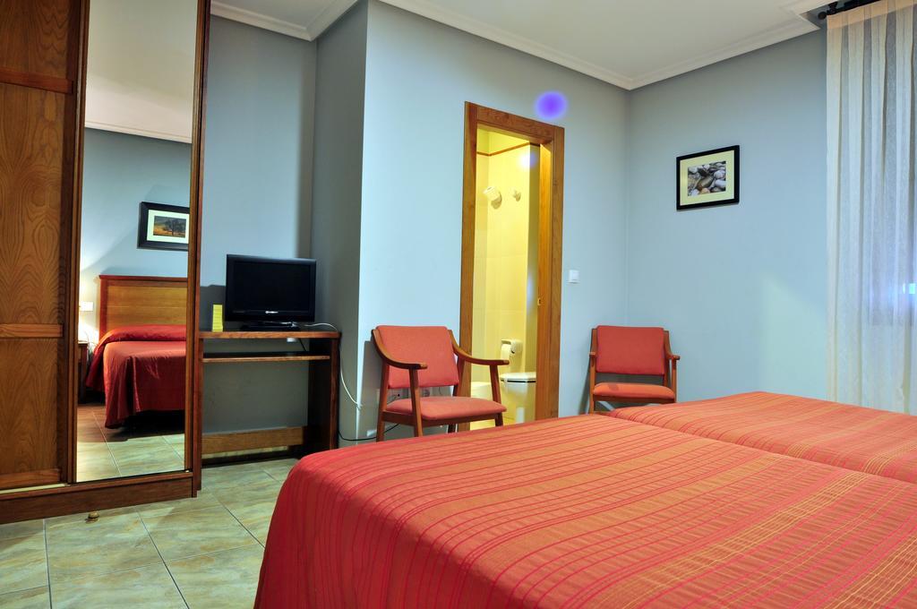 Hostal Europa San Roque del Acebal Luaran gambar