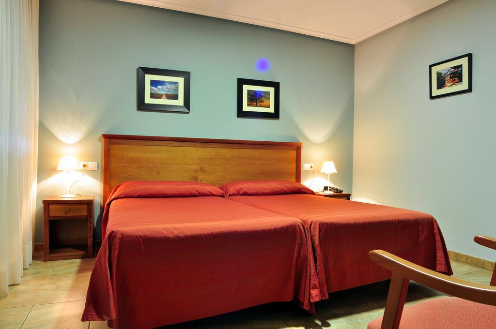 Hostal Europa San Roque del Acebal Luaran gambar