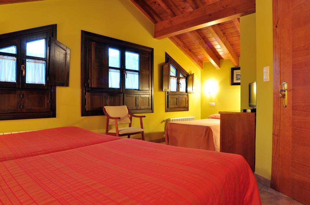 Hostal Europa San Roque del Acebal Bilik gambar