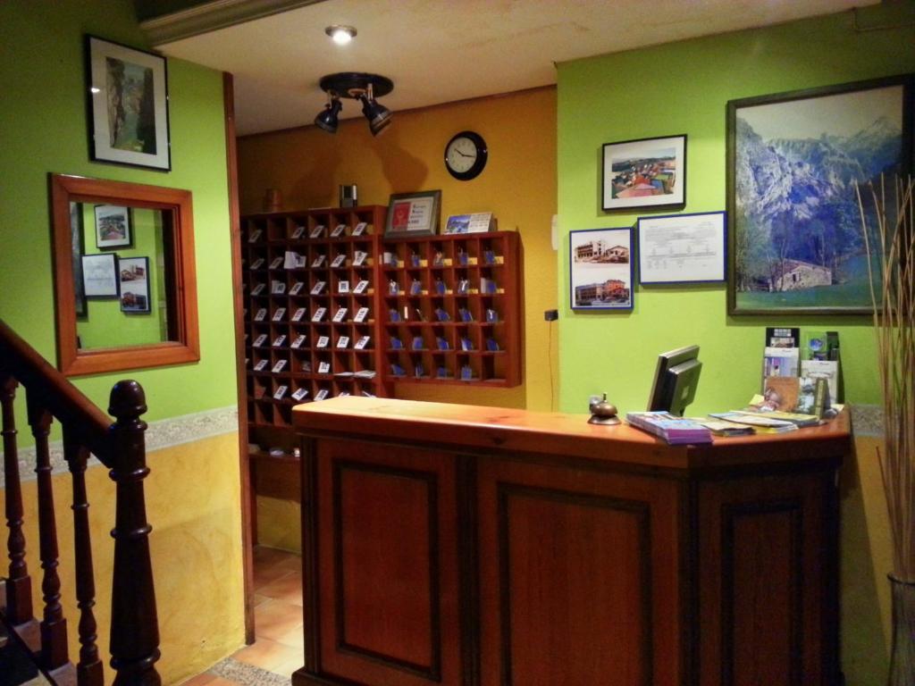 Hostal Europa San Roque del Acebal Luaran gambar