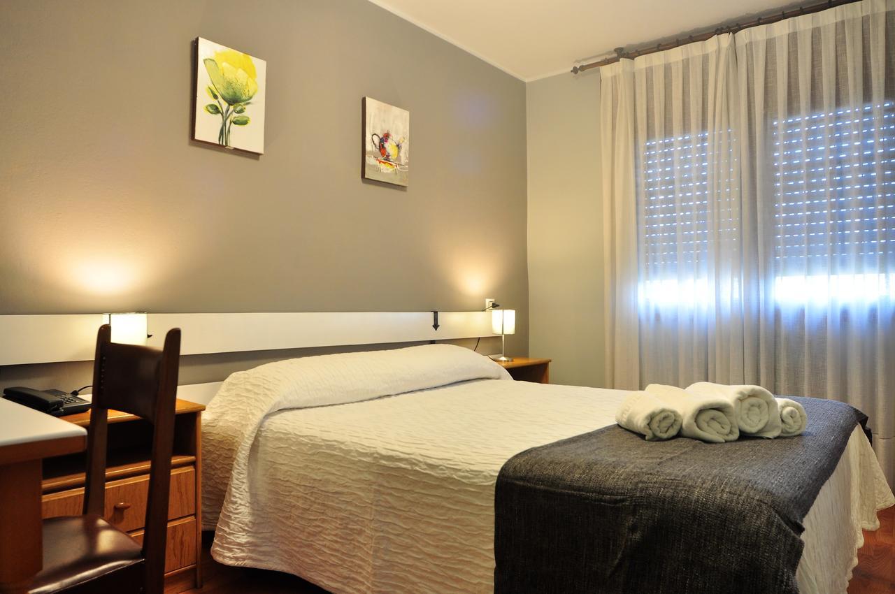 Hostal Europa San Roque del Acebal Luaran gambar